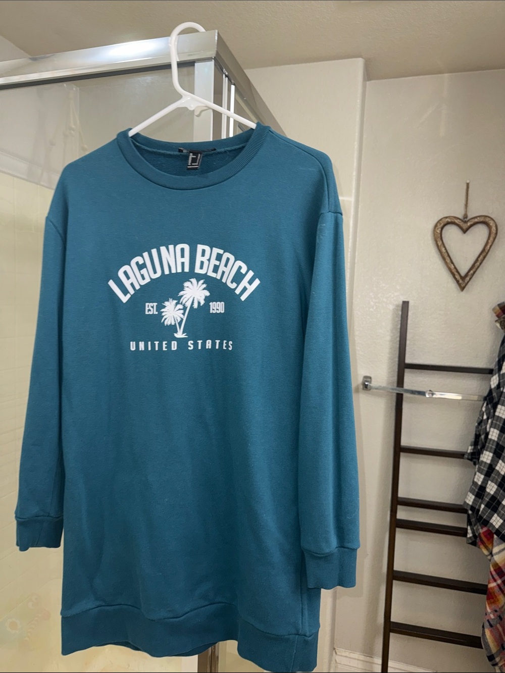 Forever 21 Teal Laguna Beach Graphic Crewneck Sweatshirt